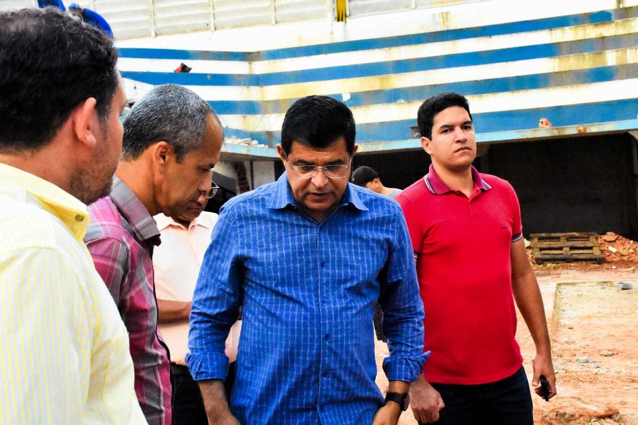 Camacã: Secretário do Estado da Bahia visita as obras de reforma do Ginásio de Esportes